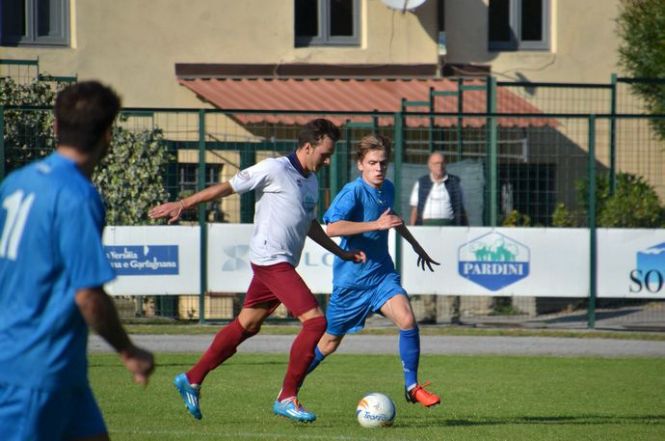 Nelle prime uscite di Coppa regionale il Camaiore pareggia a Castelnuovo mentre il Pietrasanta perde con la Pontremolese