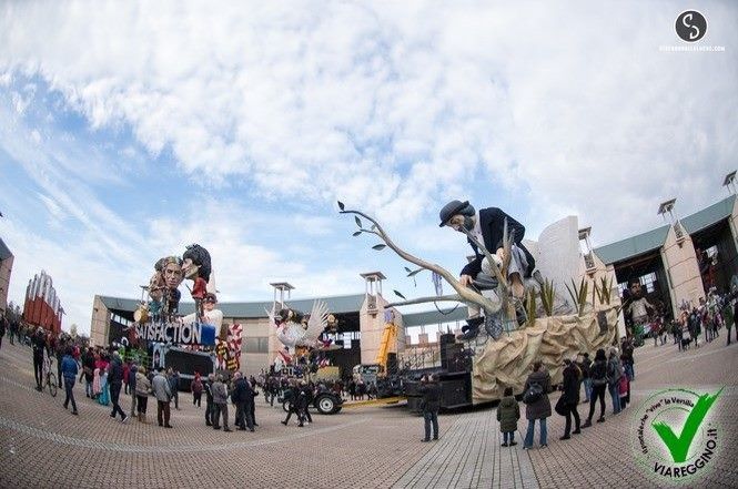 Appuntamento con kinder al Carnevale di Viareggio