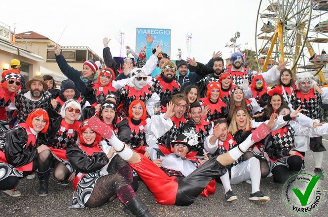 Il Carnevale di Viareggio pronto a sfilare, Ciuoffo: "Un'iniziativa culturale unica"