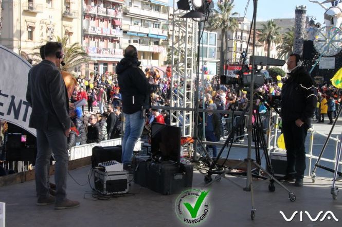 Ultimo corso mascherato in diretta su Rai3