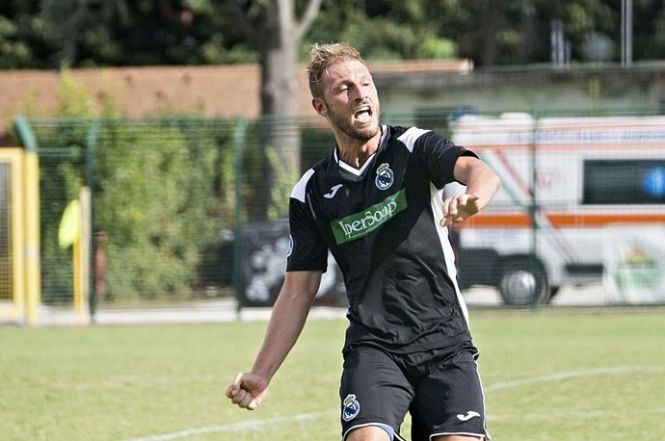 'Il Falco' pesca un gol da 3 punti e il Real FQ vince a Lavagna. Il Seravezza si butta via: dal 2-0 al 2-2