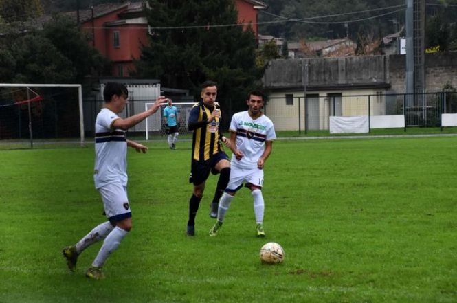 Seravezza straripante, Real FQ ripreso nel finale, Camaiore vincente in zona Cesarini