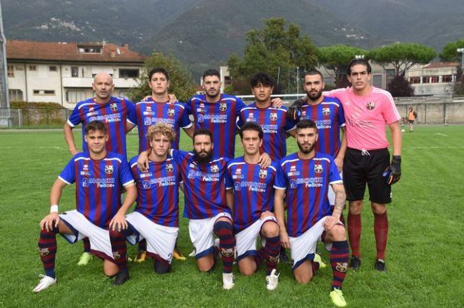 Nell'infrasettimanale di Serie D perdono male sia Real FQ che Seravezza. Bene in Coppa il Camaiore (Eccellenza) e il Corsanico (Prima categoria)