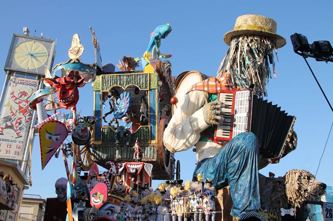 Carnevale 2023: carenza di idee o allegoria diversa? Ecco i temi delle costruzioni di 1° categoria