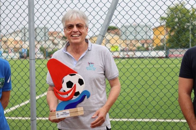 Arrigo Sacchi sul palco del Versilia Football Planet