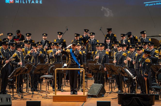 “Illumina la luna: note sotto le stelle”  gran finale per sabato sera alla Versiliana
