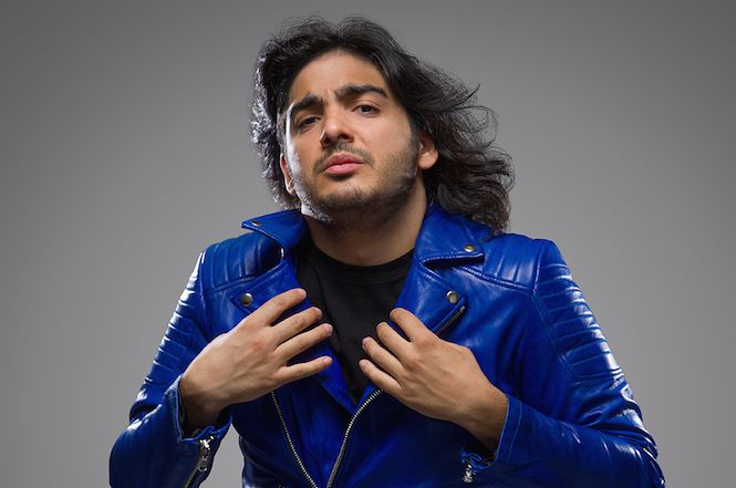 "Anche meno", Max Angioni torna sul palco della Versiliana