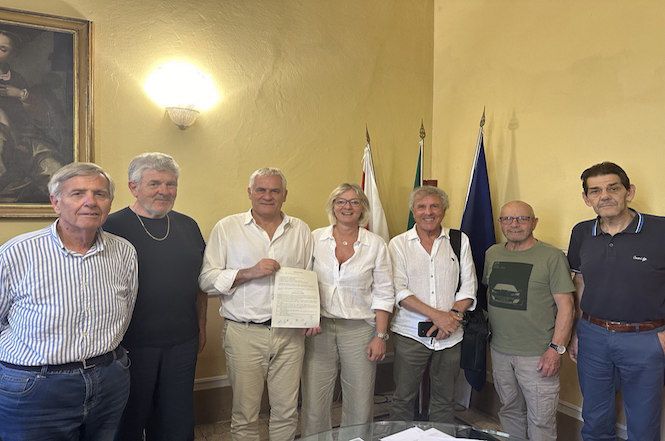 Camaiore, accordo tra comune e rappresentanze sindacali