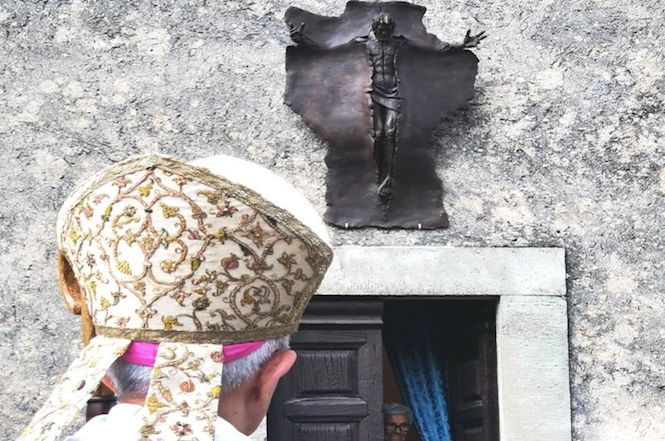 Per la festa patronale inaugurata la statua "Morto e risorto"
