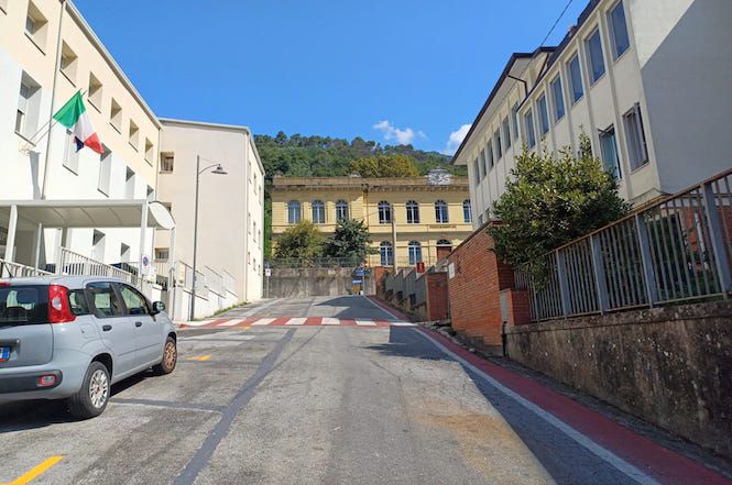 Seravezza, nuova ordinanza per riservare stalli ai residenti