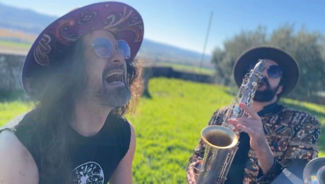 La Tempesta il nuovo video di Luca Bassanese girato al Carnevale di Viareggio
