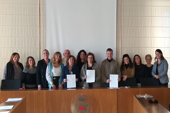 A Massarosa firmata la "Carta della continuità educativa 0-6 anni"