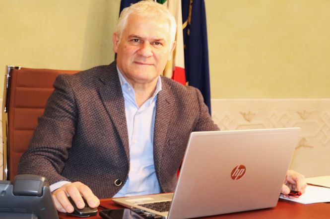 Acqua, il presidente della provincia interviene cercando un dialogo