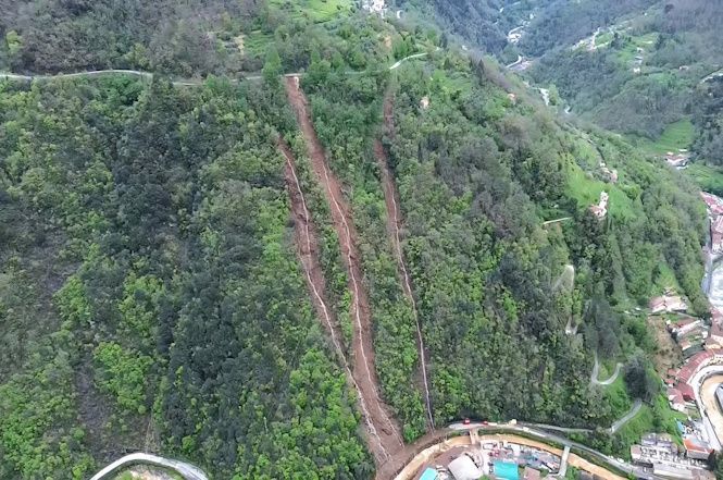 Stazzema, la frana che da Arni è scivolata fino a Cansoli