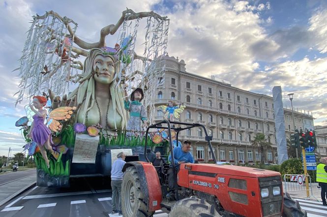 Oggi il gran giorno del Giro d'italia a Viareggio e Camaiore