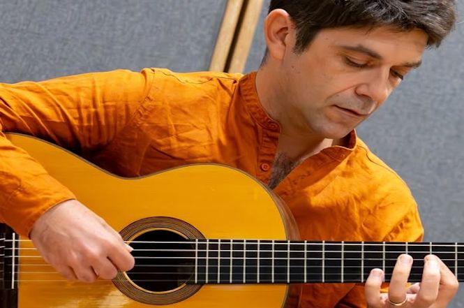 Domani viaggio musicale fra flamenco e jazz sul pontile del Forte