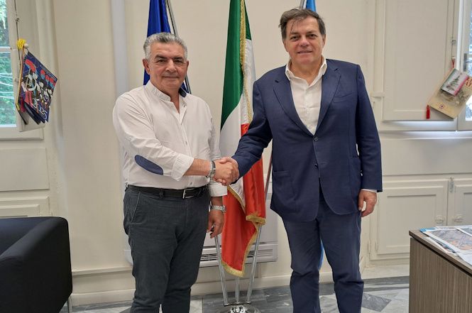 VVFF, il comandante provinciale di Lucca saluta la città di Pietrasanta