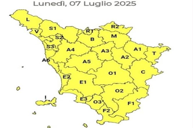 Prosegue anche per domani l'allerta meteo in Versilia