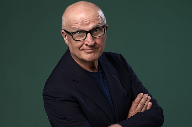 A La Versiliana giovedì sera arrivano i "Tempi Moderni" di Paolo Hendel