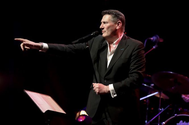 Tony Hadley sul palco del Festival La Versiliana: 45 anni di musica e leggenda