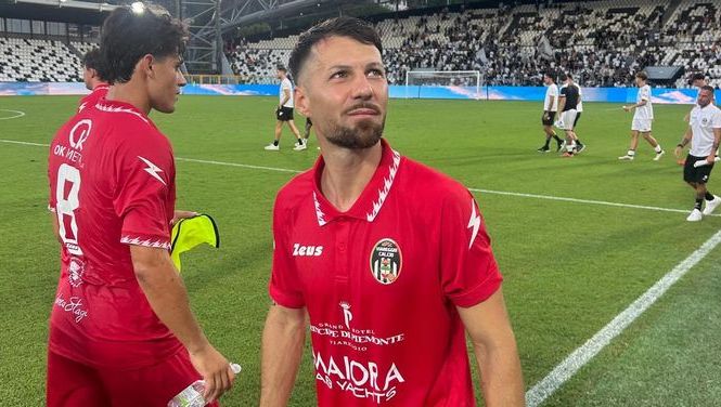 Il Seravezza torna subito primo da solo in D. Un grande Camaiore a Grosseto. E il Viareggio stravince nel ritorno allo stadio dei Pini!