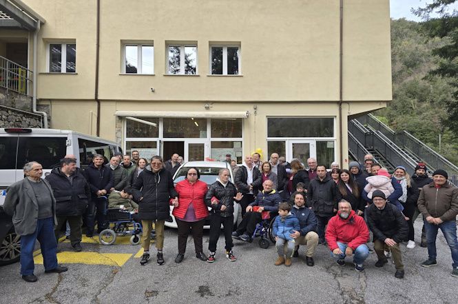 Inaugurato il nuovo veicolo del Centro Arcobaleno