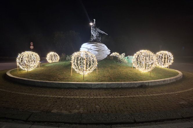 il Natale di Seravezza è ogni anno più luminoso