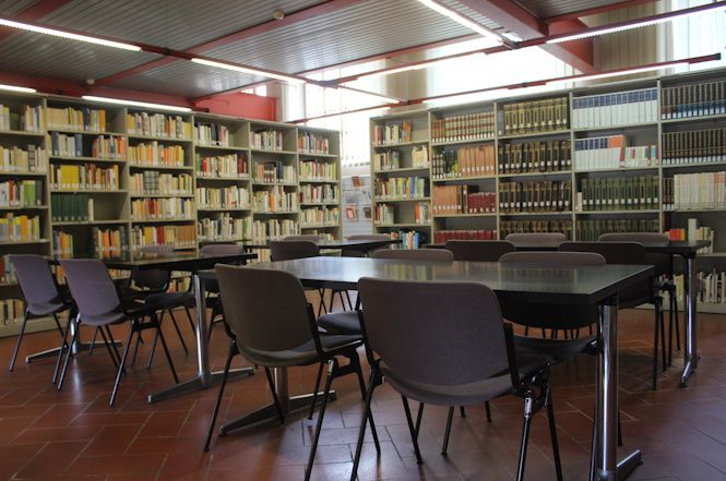 Pietrasanta, fondi ministeriali per il patrimonio librario della biblioteca