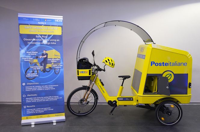 Poste italiane, nuovi prototipi di cargo e-bike per i centri storici