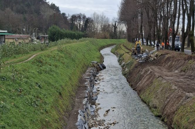 Il Consorzio di Bonifica interviene sul fiume Camaiore