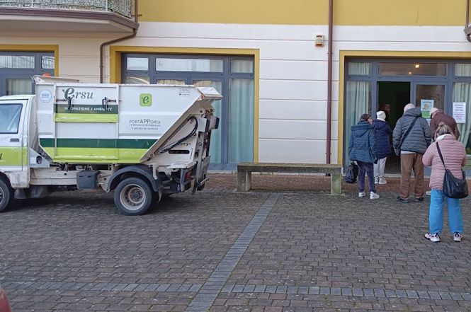 Raccolta differenziata, si consegnano i kit 2026