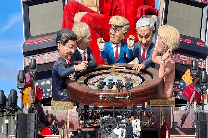 Lebigre e Roger portano in scena l’Apocalisse: il mondo come un grande Casinò