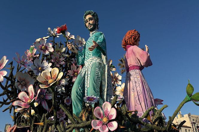 Carnevale di Viareggio 2026: la prima categoria tra colori, satira e poesia