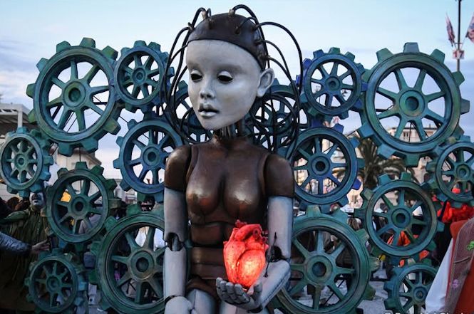 Mascherate isolate vince e sale Lorenzo Paoli. Anche Vanni sale tra le mascherate