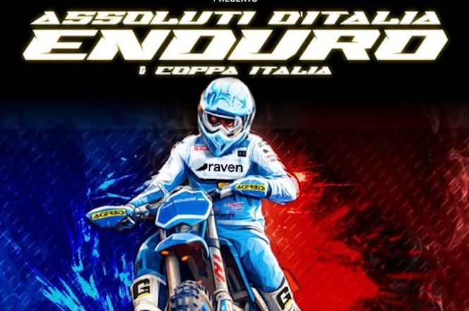 Tre giorni di motociclismo sulla spiaggia di fronte alla Terrazza della Repubblica