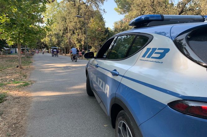 A Lucca la Polizia ha arrestato un marocchino per spaccio di cocaina