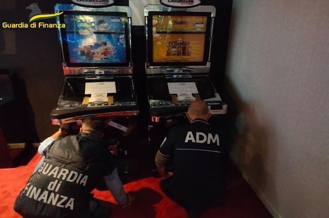 Sale slot senza controllo su accesso minori: GdF propone la chiusura