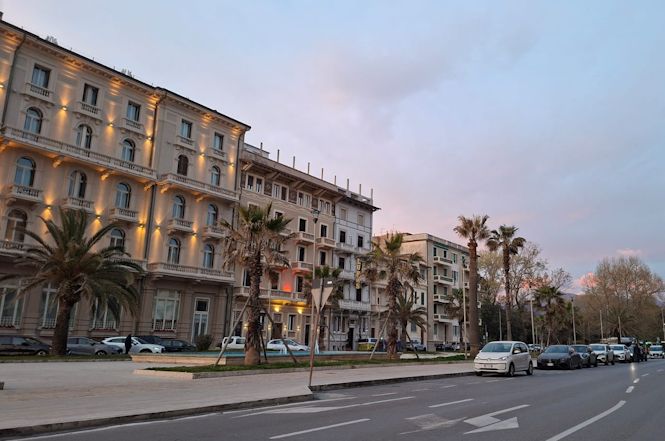 Le "Vele oceaniche" di Turcato  in deposito all'hangar 5 in Cittadella dopo 6 anni dalla rimozione