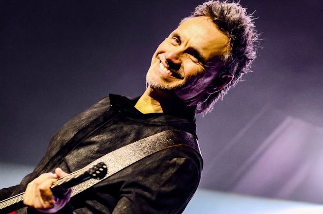 Il 5 agosto a Villa Bertelli si esibirà Nek