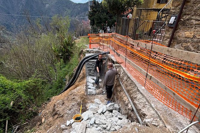 A conclusione gli interventi per il ripristino della frana a Minazzana