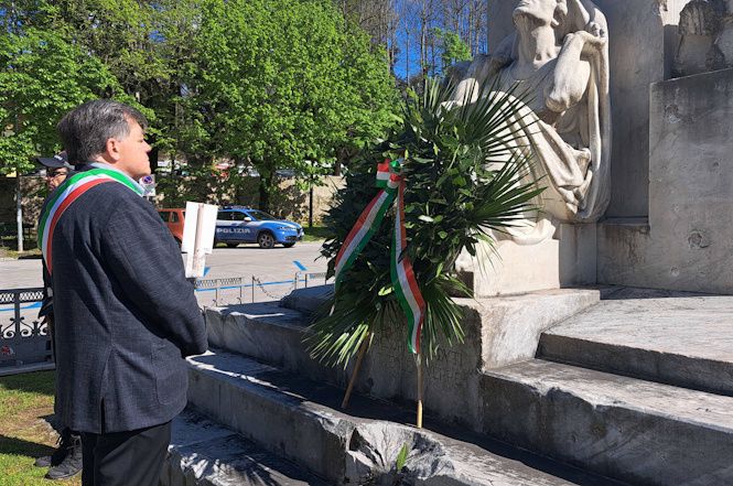 Festa della Liberazione, la cerimonia a Pietrasanta