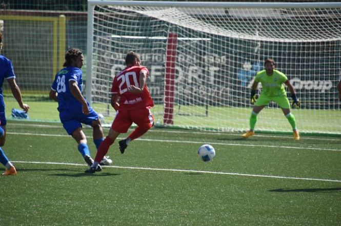 In Serie D sarà semifinale playoff Tau-Seravezza e sfida playout Follonica Gavorrano-Camaiore. Il Pietrasanta vola in finale playoff di Promozione