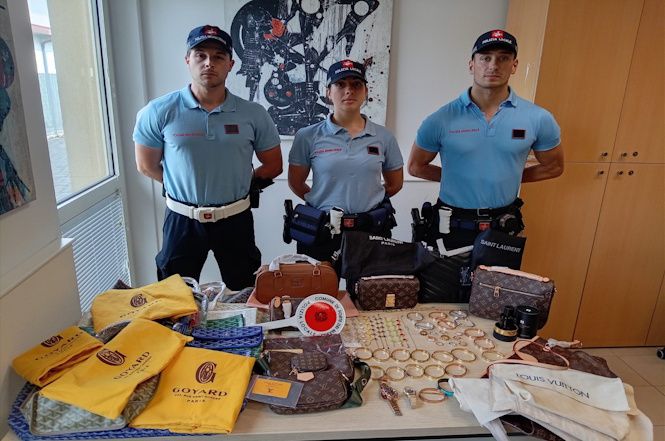 Forte: sequestrati oggetti contraffatti: Prosegue la lotta alla vendita abusiva