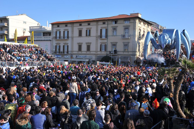 Carnevale di Viareggio 2015